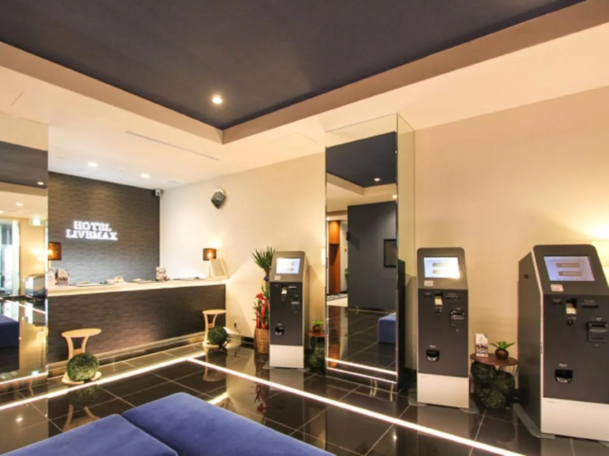 Hotel Livemax Osaka Yodoyabashi 3*,
